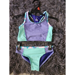 Under Armour Girls Swim Suit B1